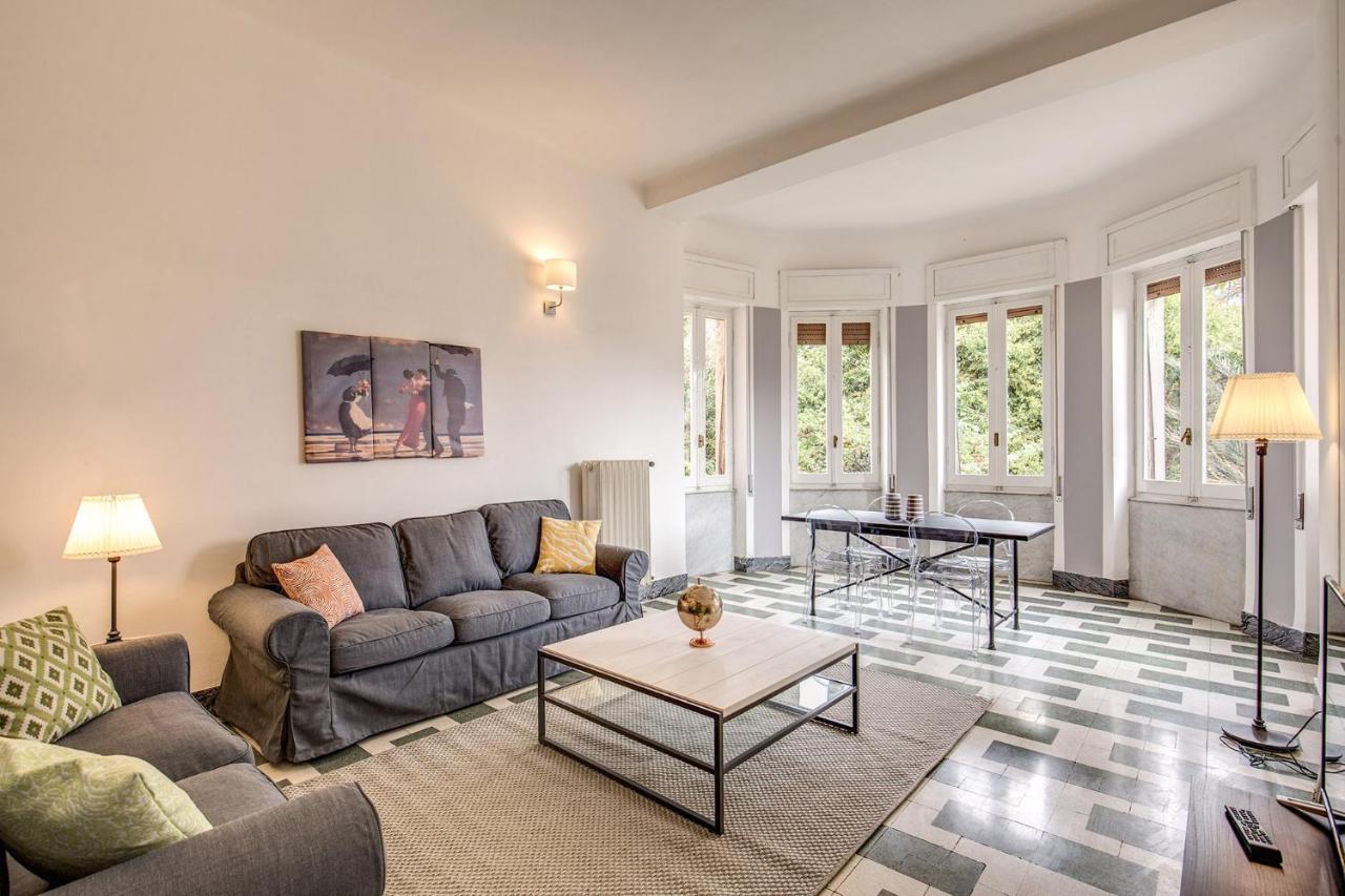 Aweshomeitaly - Bay Windows Apartment لا سبيتسْيا المظهر الخارجي الصورة