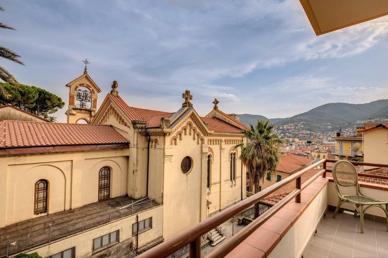 Aweshomeitaly - Bay Windows Apartment لا سبيتسْيا المظهر الخارجي الصورة